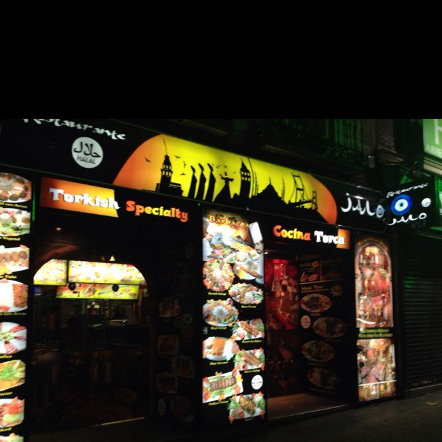 Restaurante  TURCO JALO situado en C/atocha 116, Madrid informacion y reservas : 915 280 055 - 632 675 399