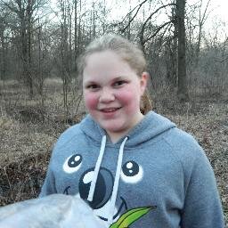 i'm a 13 year old girl who loves one direction , making duct tape stuff and music! :)