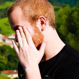 Então vai fazer o que te faz feliz. Não troque a liberdade por pura ilusão, use sua cabeça e também seu coração