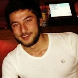 brknlpr's profile picture. İstanbul Kültür Üni
Gece tweetcisi -- Web Sitesi Yapılır -- insta:brknlpr --                   Kaybetme ihtimalimiz olmasaydı oynamazdık kumarı