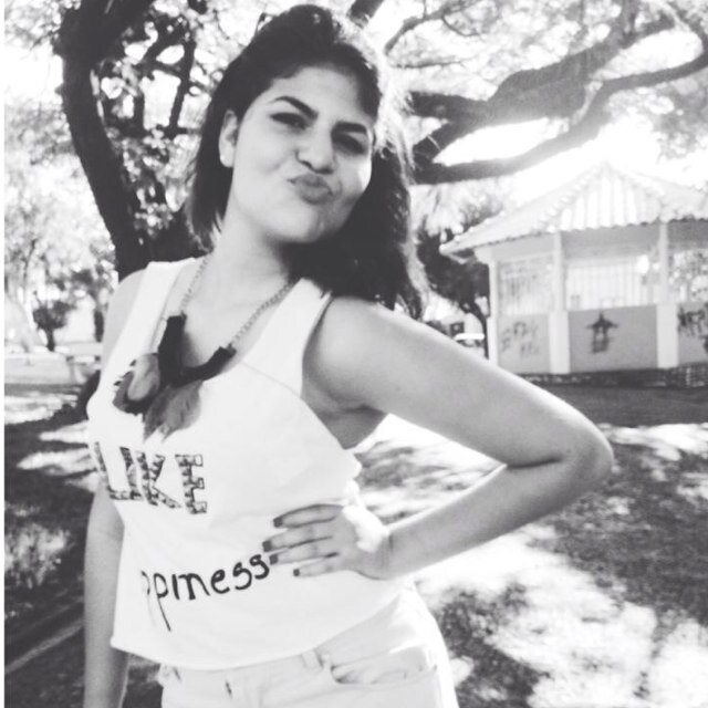 Brazilian 17 Dancer,Singer and in Love with Magcon :3