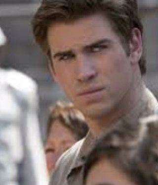 Being in district 2 with Katniss has taught me that no matter what that we're still always going to be there for each other. #Galeniss [HG RP - Literate.]