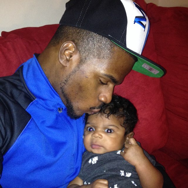 Less ppl yu chill wit less problems yu deal wit