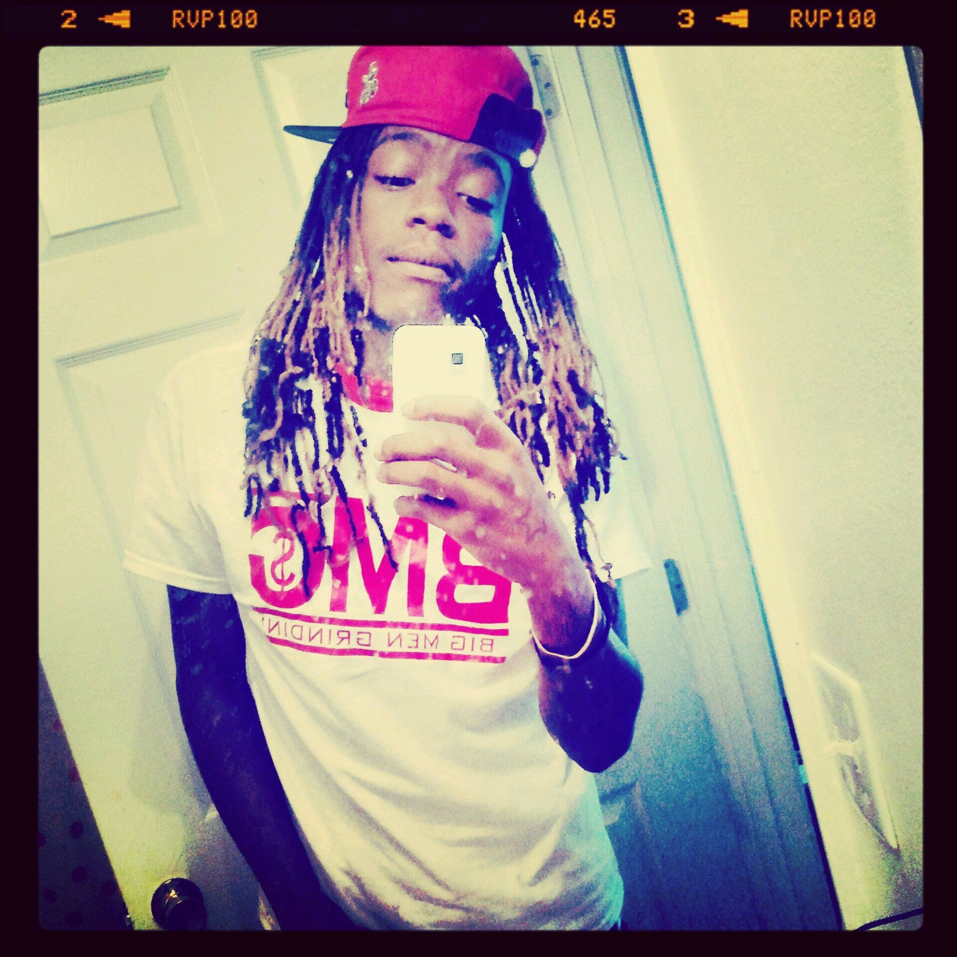 B.M.G. Ent.#NO_Flex #TEAM_DREADHEAD  Real niggas salute, fake niggas pollute! #Fuk Feelings
