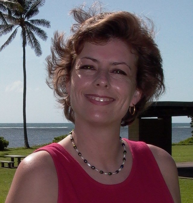 I am a christian women, who trusts in the Lord with all my heart! I have been happily married for 20 years to a wonderful man. With God all things are possible!