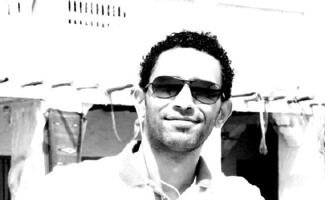 أتطور ولا أنسى دينـي ،  أفعل ما يسعدني ولا أنسى فروضي  ، أعيش حيـاتـي ولا أنسى ربّـي (y)