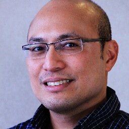 C and JAVA Programming, Info Security, Art, Foody, and Piano Playing Enthusiast