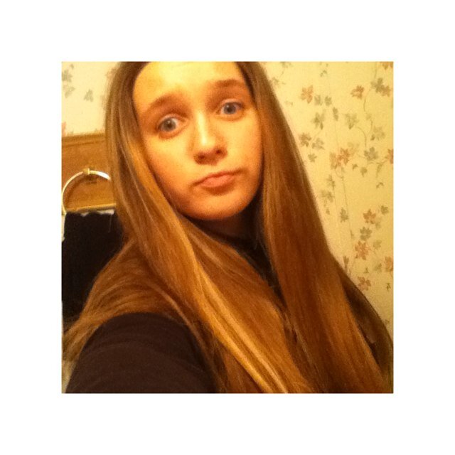 LorabieberLora Profile Picture