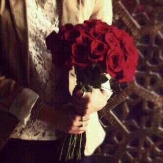 ‏‏‏لاتنظر الى الشخص انظر الى صاحبه وتعرف منهو الشخص ‏‏