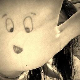 Loca. Tierna. Libre. Tranquila. Piola. Simpática. Bipolar. Luchadora. Atrevida. Indecisa. Ruda lml. Sincera. y algunas otras cosas:) Adiós3 Besos para ustedes