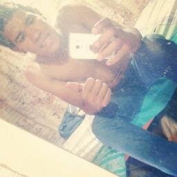 AH...... EU SOU... EU SOU .. EU SOU.... AH ESQCI , SEGUE AEE PRA VER !!!
