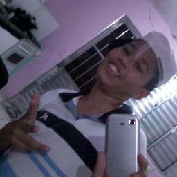 Arma? A chuteira!!

Meu Lugar? Os gramados!!

Meu caminho? Olhar sempre pra frente!!

Minha Companhia? A Vitória!!

Minha amiga? A bola!!