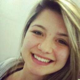 Tenha felicidade bastante para fazê-la doce.
Dificuldades para fazê-la forte.
Tristeza para fazê-la humana.
E esperança suficiente para fazê-la feliz.