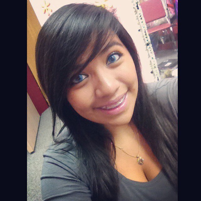 I'm just doing my thing, staying in my own little world if you know what i mean✌️❤️
