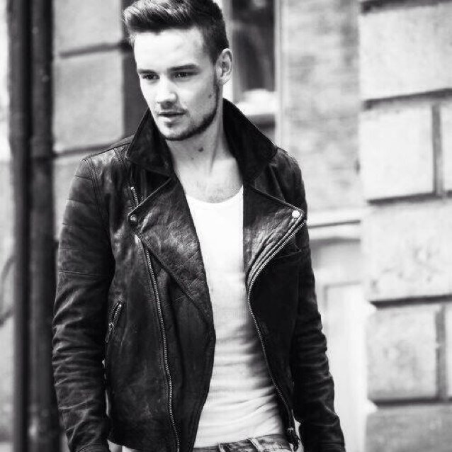 HERES A FREE FOLLOW NOW PLS FOLLOW @liamareyoudtf @malikumslut @narryoxide ILY STAY GOOCH
