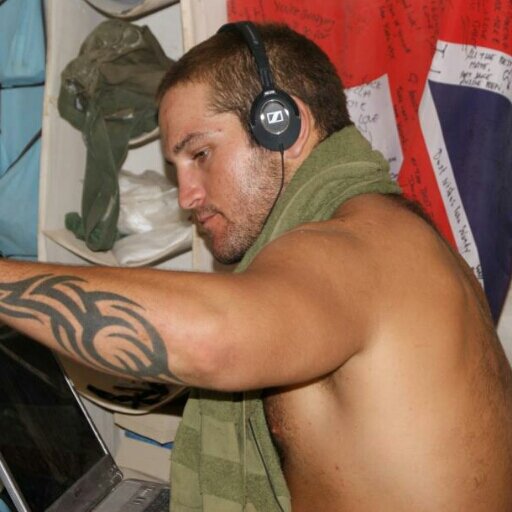 bidiscreetroc's profile picture. Just a bi guy looking to meet new people. 

#ROC
#TeamFollowBack