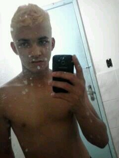 12-05-13 S2  Quem se descrever , se limita (;