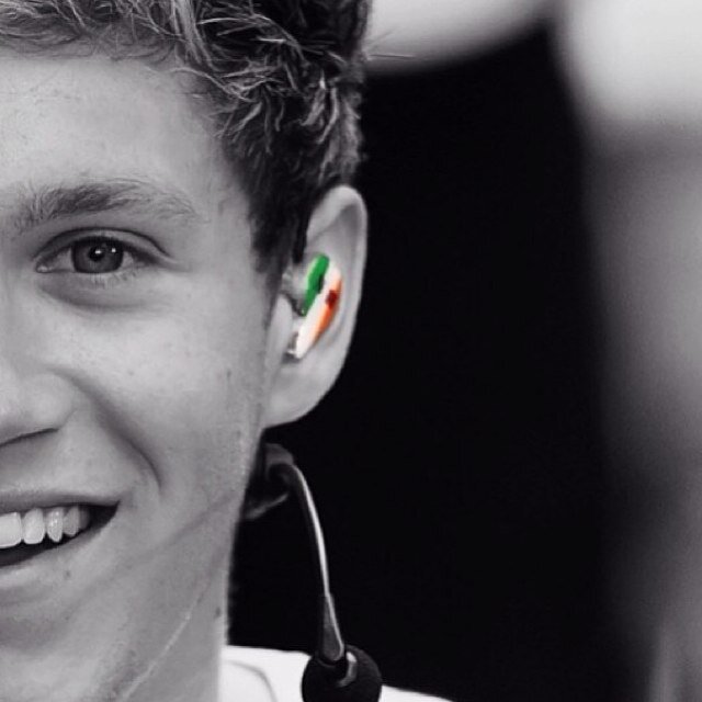 free follow :) please follow @lNFlNlTYjdb