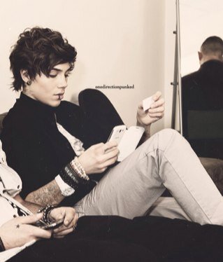 GeorgeShelly13's profile picture. Hi I'm George. Im taken by my baby @PunkSelena69 (; YOU TOUCH HER? YOU ARE DEAD! If you dont? Good choice. {taken/straight/RP} ||20|| 27/11/13-Forever #engaged