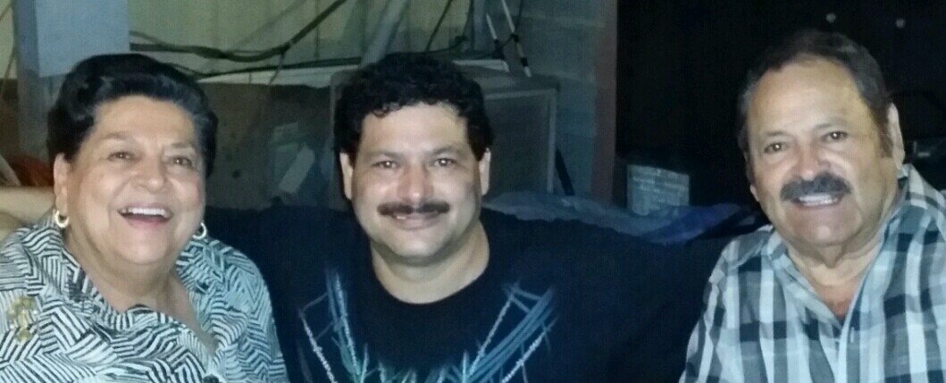 love all types of music I'm married have 4 kids I'm a eazy going guy don't like drama and been married for 24 years loving life