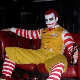 Mel_diIsola's profile picture. Критичен к себе в первую очередь.Но и остальных не обделяю.