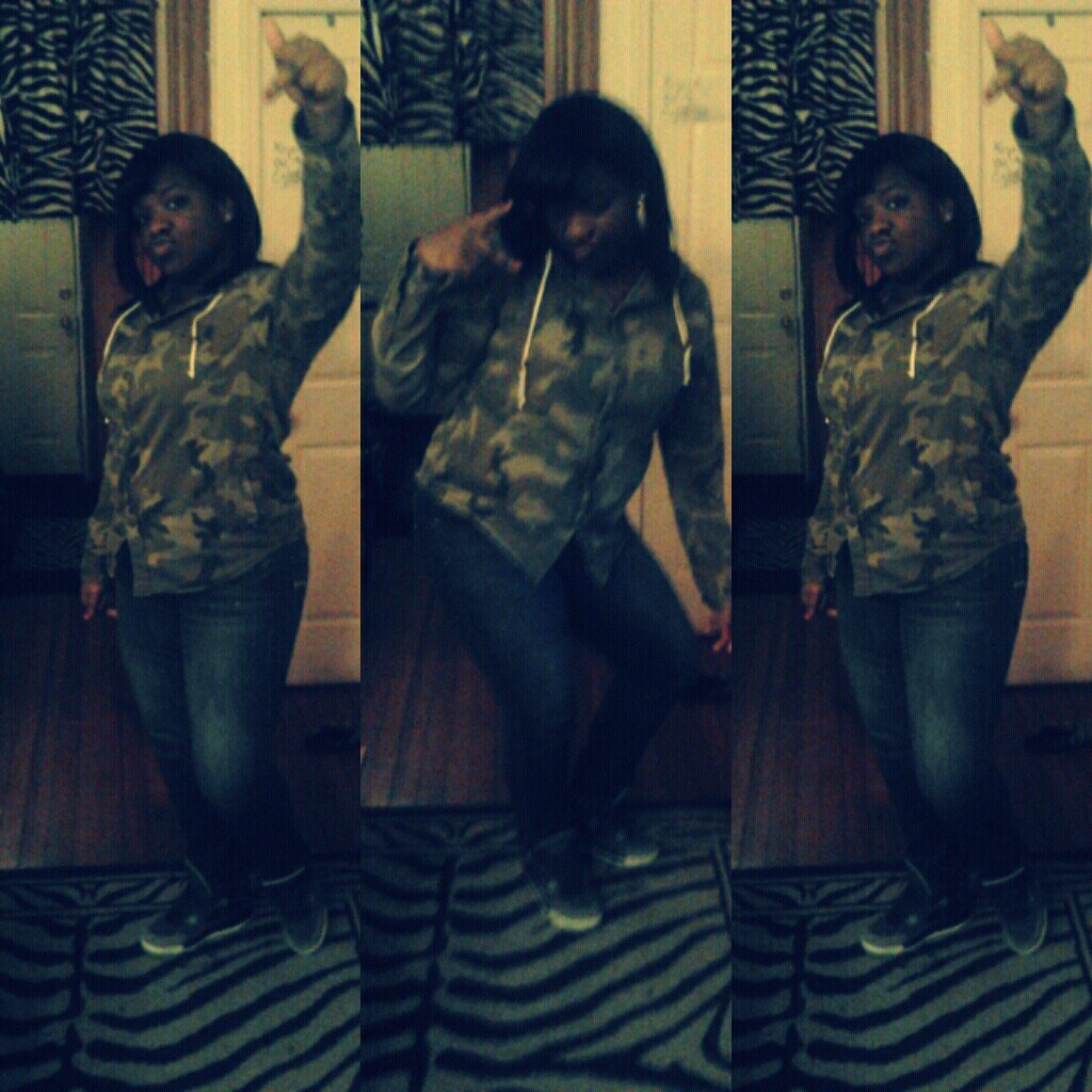 Indeeyah_Dtn's profile picture. Add Me On Facebook ; Indeeyah Dtn 3