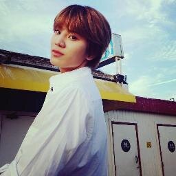 Hi,I'm 13 years old | im a gurl | i love kpop (all group) |I'm student of smk seri sepang! If u follow my twitter. I'll follow u back.I'm kpop fanz..I'm a gurl.