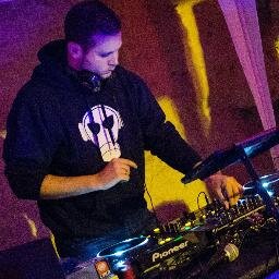 BassEptik' : Addict to DNB = Kick the bass is my hobby
