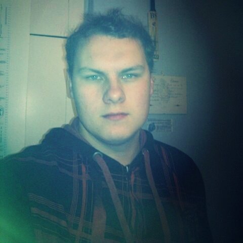 20 year old chilled out guy just going with the flow...for now;)