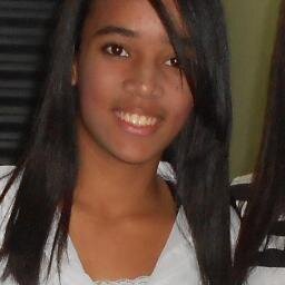Sou capaz de roubar toda a sua dor e sofrer no seu lugar, somente para ver um sorriso no seu rosto.