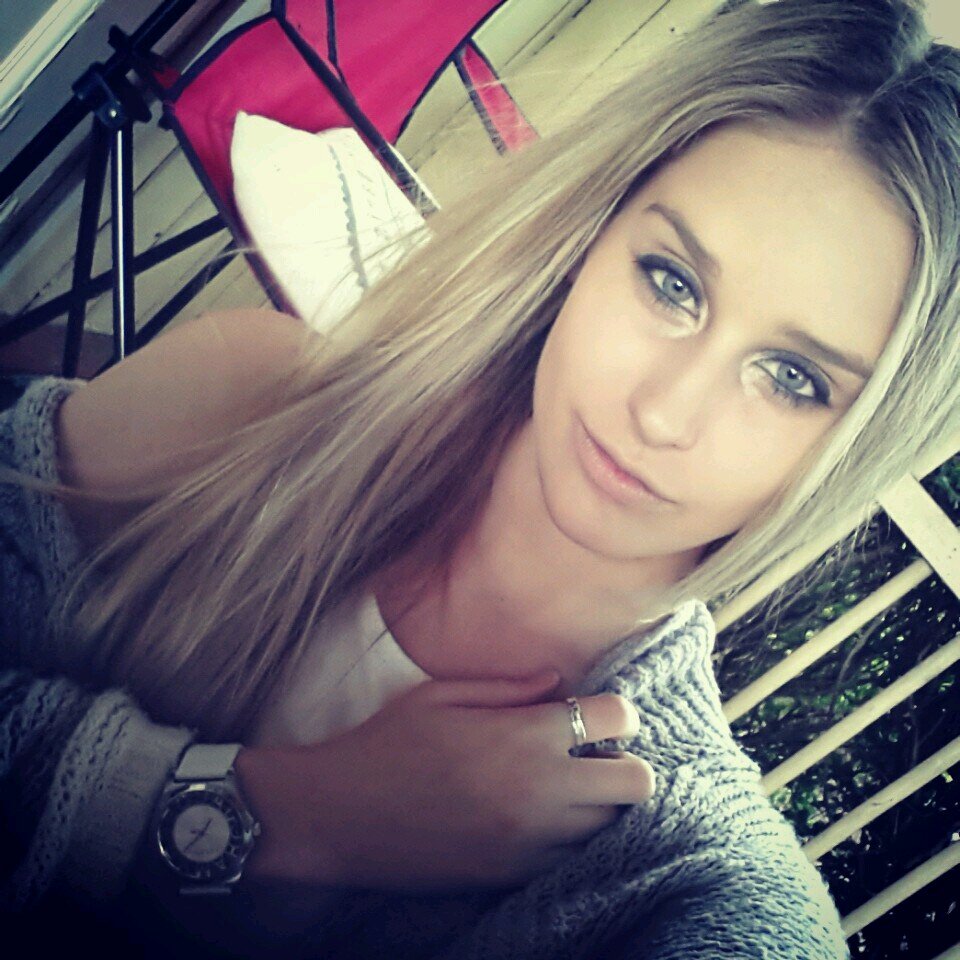 Studying Med in Australia  - 
Moving to London - 
Follow me on instagram @tayymunro