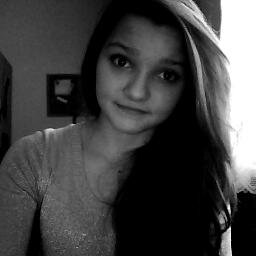 Small-town girl with a big dream. // #lovaticsforever // Follow!^^ // Czech Republic