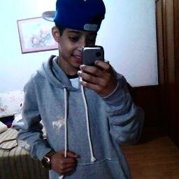 UI!Chavoso meia na canela....!♫♪ 8))