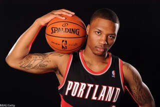 DamianLiIlard's profile picture. 2k servers suck
