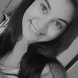 A humanidade é desumana, mas ainda temos chance, o Sol nasce pra todos ♪