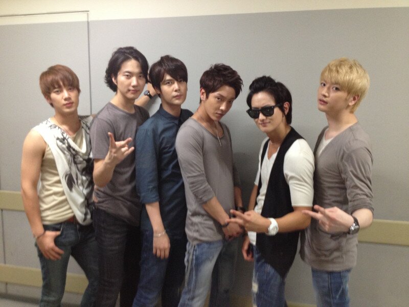 私は超新星は大ファンなってから8年になりました！！皆さん宜しくお願いします！！！