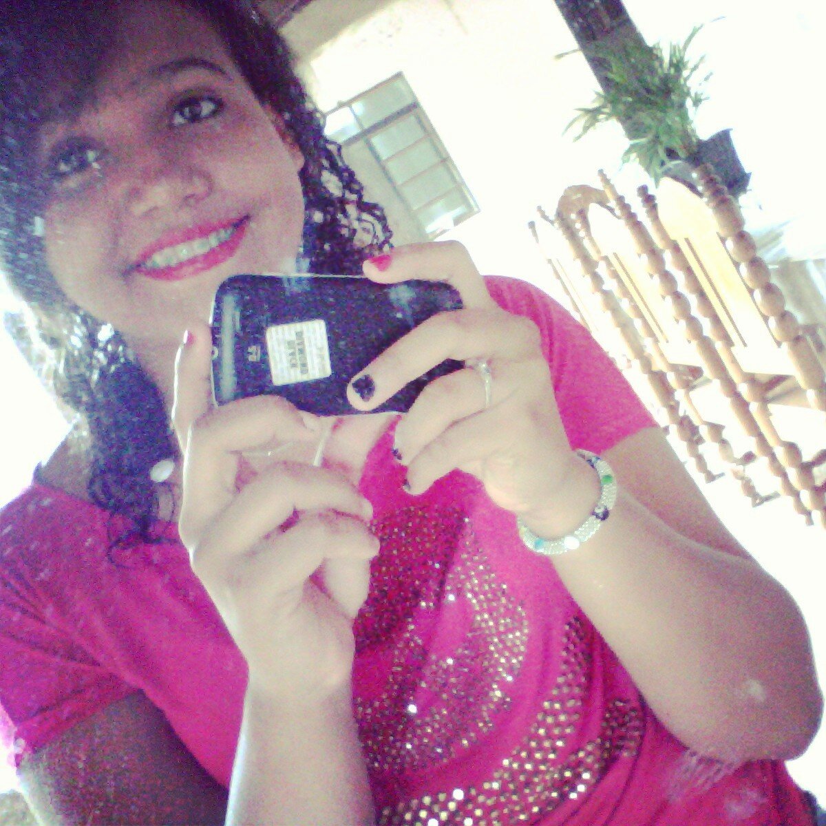 CatharinaLopes, 13 years, solteira...'
=)