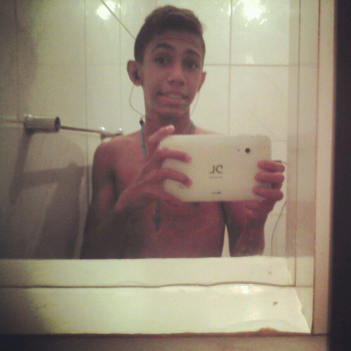 Um , Brinde ao nosso amor .