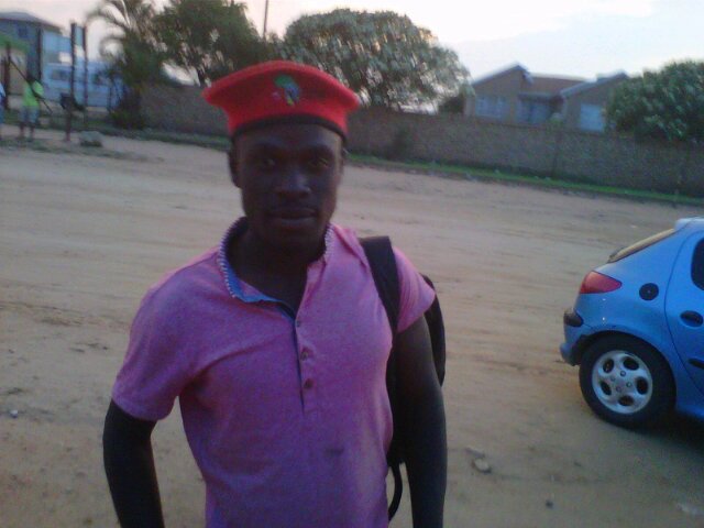 NtebaleneR's profile picture. 