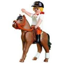 OrthoVousParle's profile picture. J'aime l'orthographe et la provocation ; je critique beaucoup mais de manière objective :) À prendre à un certain degré ; n'ayez pas peur de me suivre... ;-)