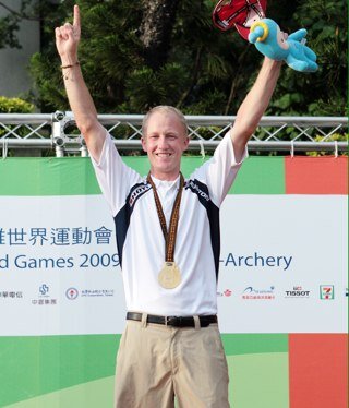 kdubarchery's profile picture. 