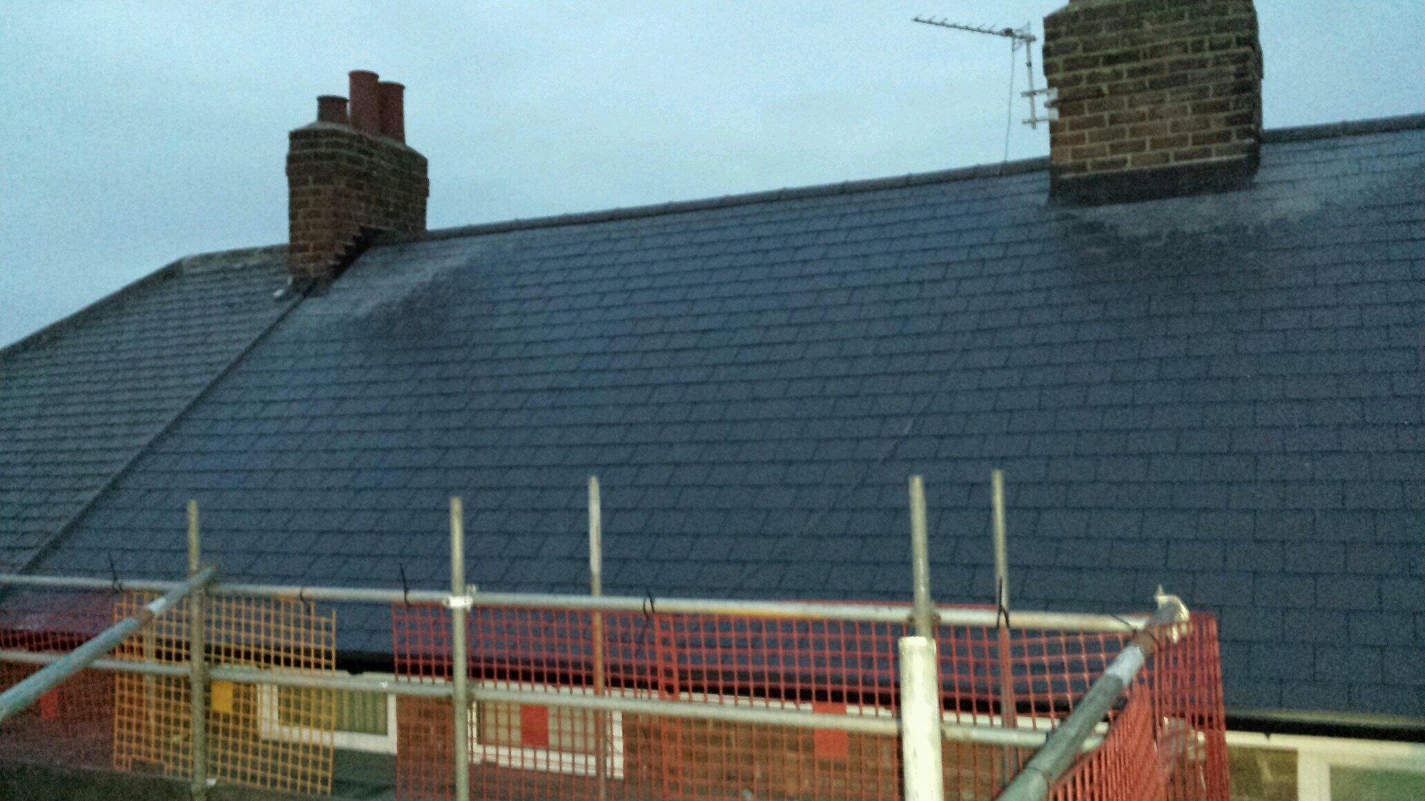 roofing and joinery work undertaken
Brownsroofing_joinery@hotmail.com