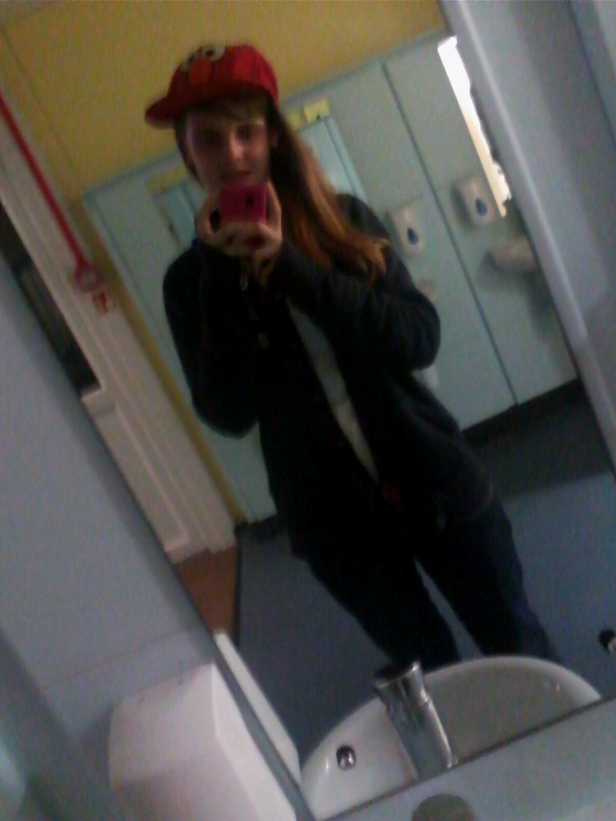 Hey I'm just a normal 17 year old girl who is very awkward, I'm obsessed with Jake and Alex and Cody Carson