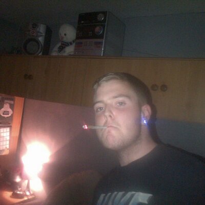 Profile Picture of Blunt_Rap_Rizzla (@MARC_DA_G) on Twitter