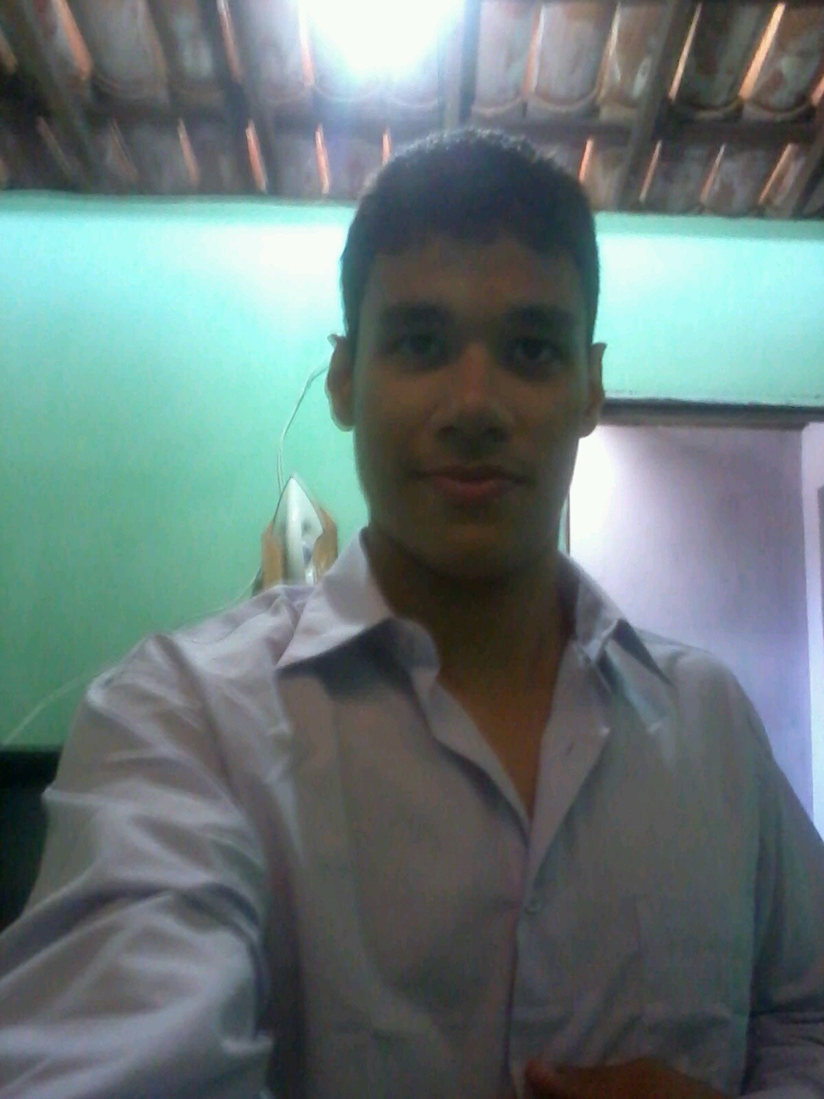 Gosto de futebol, praia, ouvir muita musica, dançar, entre outras coisas. Não gosto de pessoas falsas, sou uma pessoa tranquila, sou verdadeiro