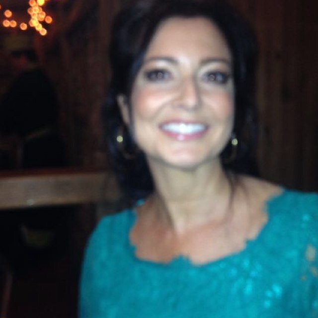 sarabloom1's profile picture. 