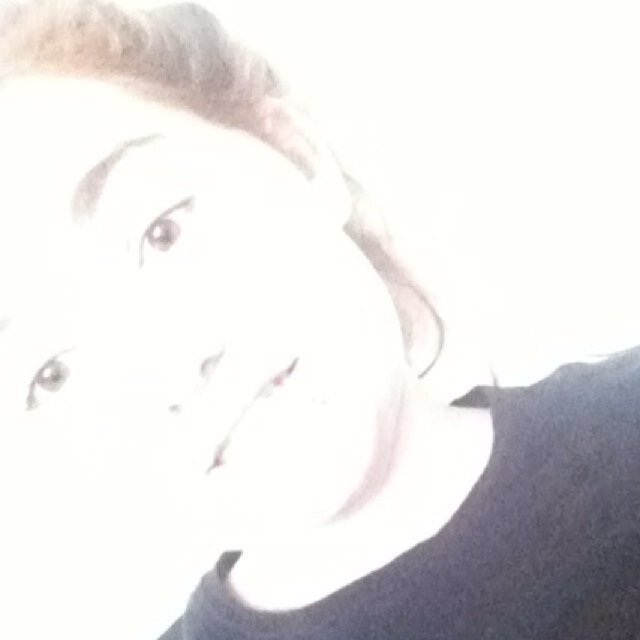 keighleighthoms's profile picture. I stay to one person, i have liked you for ages and still do.Your someone i trust, someone i like alot, someone i can talk to and someone i love&luv to be with