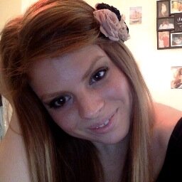 Artist, dancer, little chef, friend, daughter, avid reader an writer, but mostly in love with life every day. :)