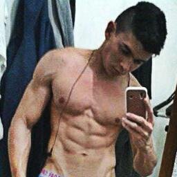17 Anos,timido,,só estudo  ,treino e durmo,rsrs!https://t.co/Ad20FvhFJM