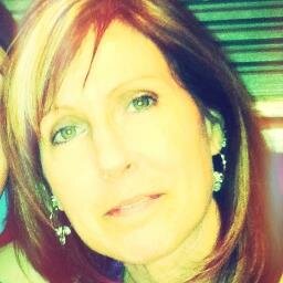Computer geek, mom, beach lover, chef, & healthy food addict. Raising the bar, changing the game.